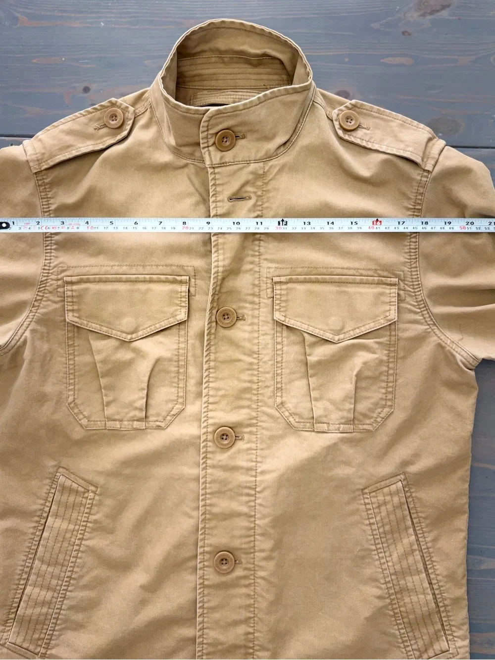 Timberland men’s military/field-style jacket in tan/khaki, size Small.